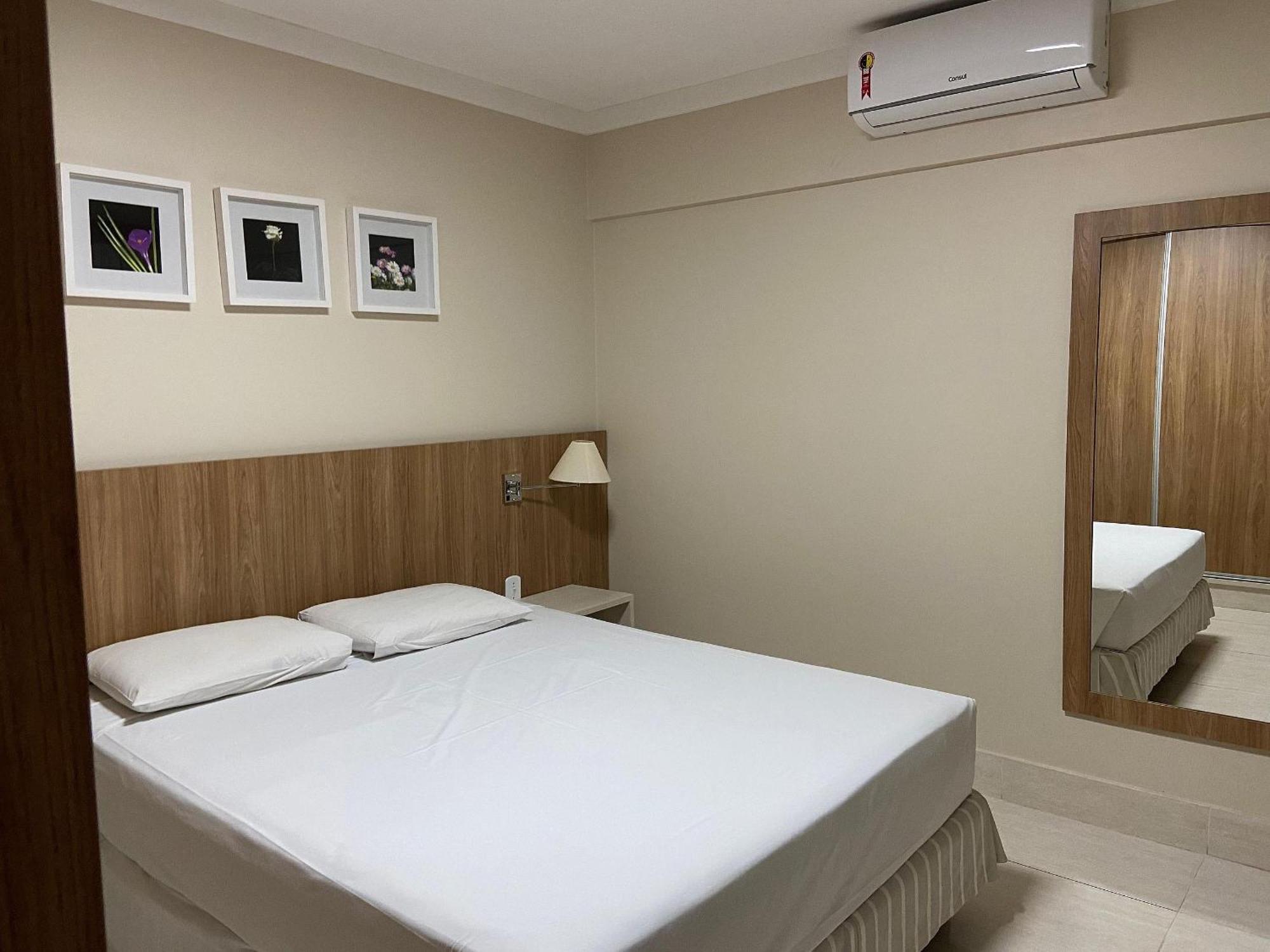 Piazza Diroma Com Acesso Ao Acqua Park E Splash Caldas Novas Ngoại thất bức ảnh